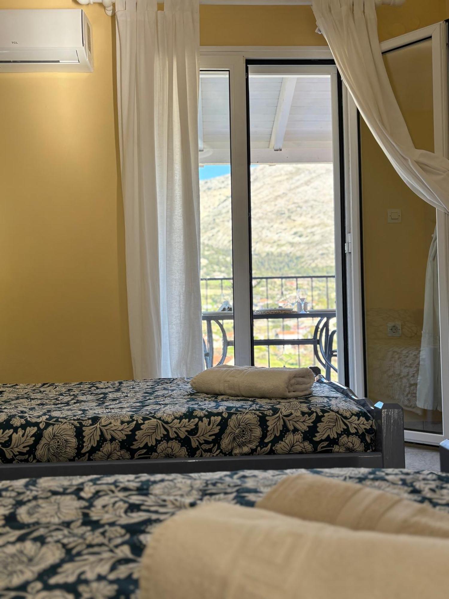 Myrtos Hotel Divarata Exterior photo